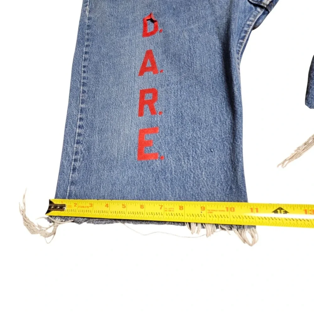 Levi's Orange Tab D.A.R E Cut-Off  Shorts Mens Blue‎ Denim Fringe Hem Size 44x13